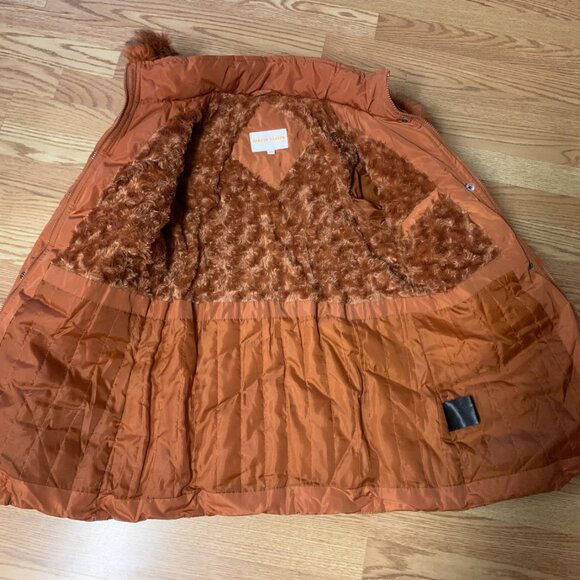 Like New Marie Claire Adult Size S-M Winter Coat - Picture 2 of 3